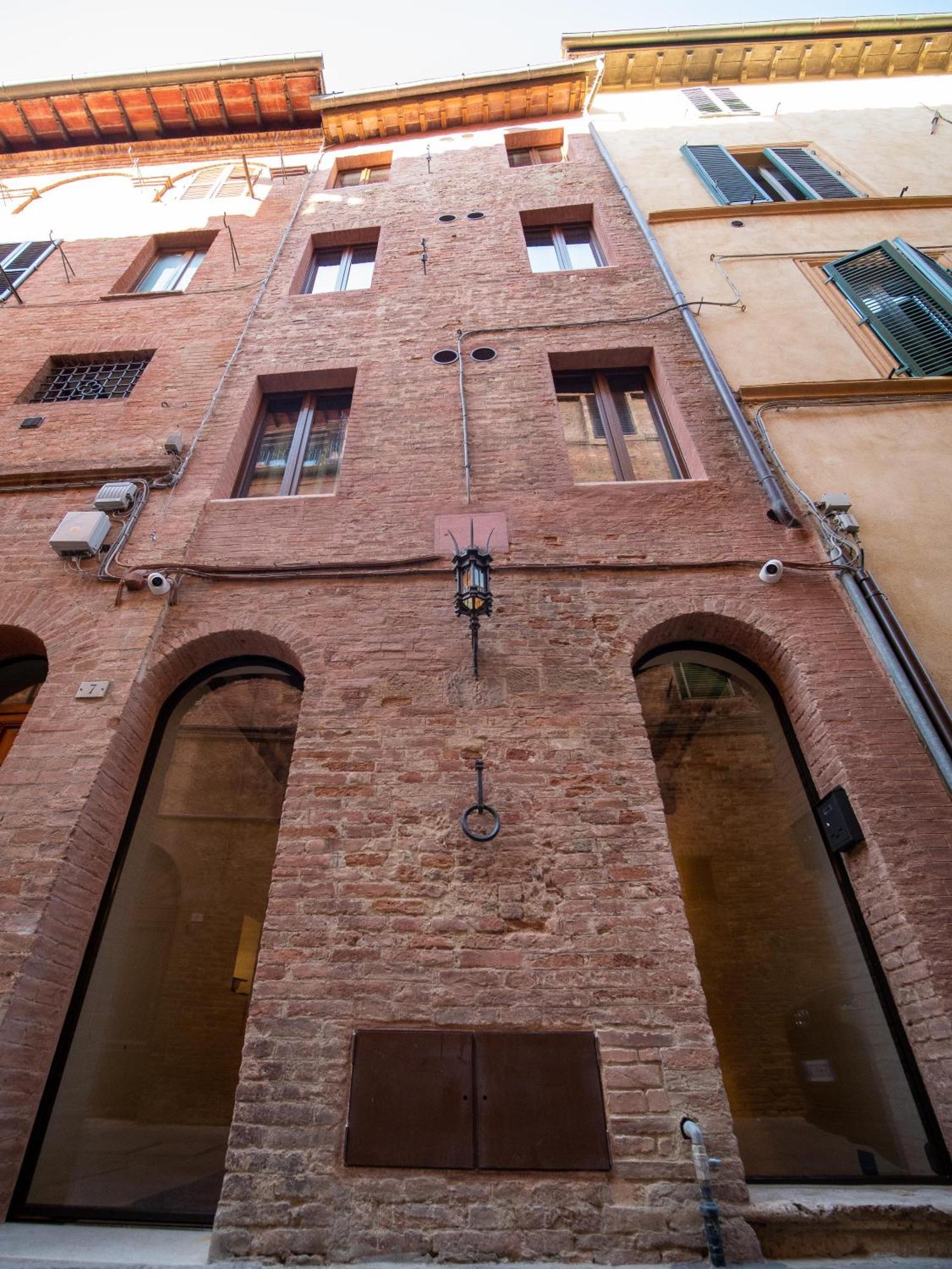 Hotel Torre Del Fuggisole à Sienne Extérieur photo